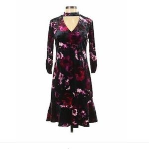 🆕 NWT Roz & Ali Women Black Dress                    A-line floral 3/4 sleeve 6